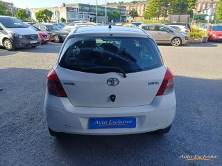 TOYOTA YARIS 1.0 3P ENTRY