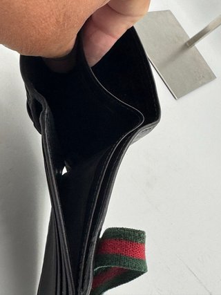 Cartera Gucci Negra con Raya Verde y Roja