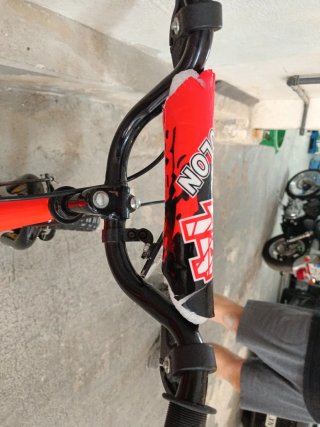 Bicicleta infantil naranja