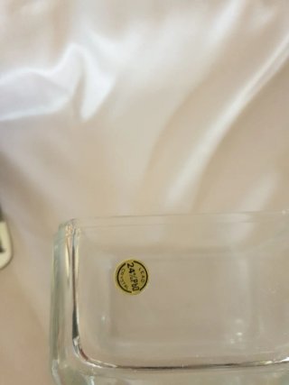 Piccolo contenitore ICM in vetro e metallo