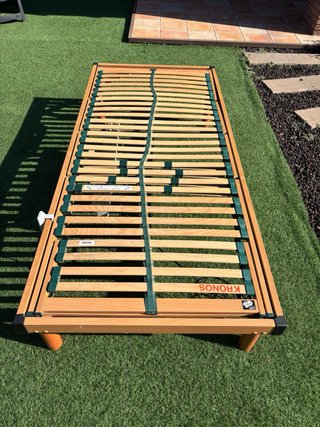 Llit articulat elèctric amb matalàs, 200x90cm