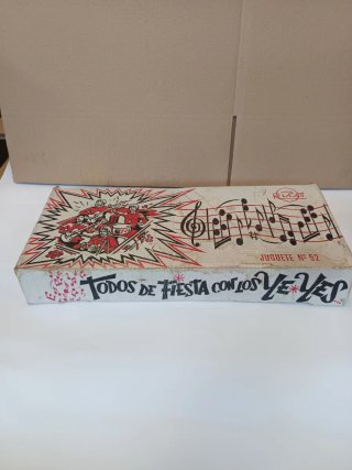 Coche de juguete Ye-Ye Colección