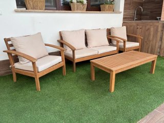 Conjunto Muebles Jardín: Sofá, Sillones y Mesa