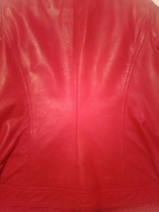 Cazadora piel roja el corte inglés