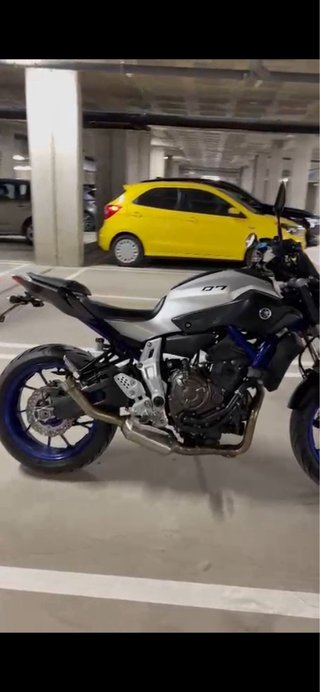 Yamaha MT-07 2016 (74.8 CV)