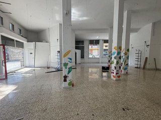 Local comercial en alquiler en La Roureda en Viladecans