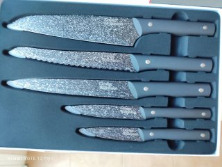 Set di coltelli George Wilkinson nuovo