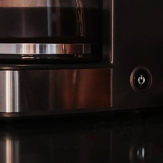Cecotec Cafetera de Goteo 6 Tazas Coffee 56 Drop. 680 W, Capacidad 0,8 Litros, Boquilla Antigoteo, Filtro Permanente o de Papel, Acabados en Acero Inoxidable e Intensificador De Aroma