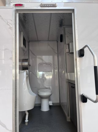 Remolque Baño Portátil