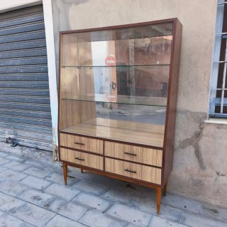 Vitrina antigua Mid Century madera y cristal