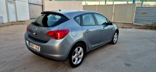 Opel Astra 2013