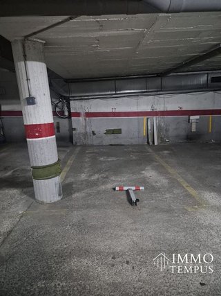 Garaje en venta en Viladecavalls