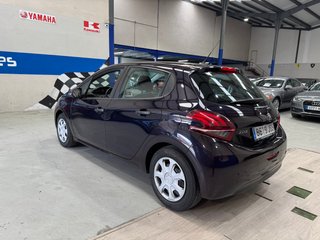 Peugeot 208  1.0 vti