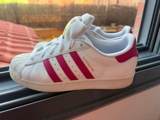Zapatillas Adidas Superstar Blancas y Rosas