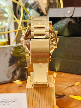 Reloj Diesel DZ7399 Dorado