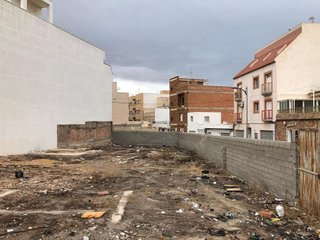 Terreno en venta en Roquetas Centro en Roquetas de Mar