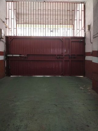 Garaje en venta en Pubilla Cases en Hospitalet de Llobregat, L´