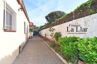 Chalet en venta en Can Bou en Castelldefels
