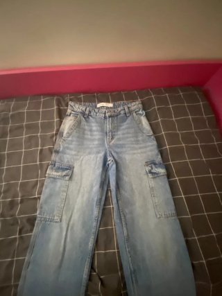 Lote de ropa de adolescente niña.