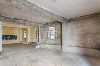 Local comercial en venta en Santa Bárbara en Llíria