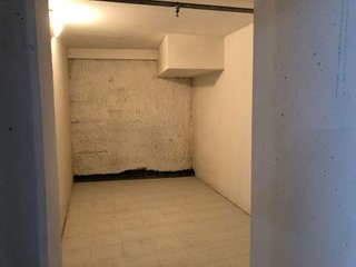 Garaje en venta en La Roureda en Viladecans