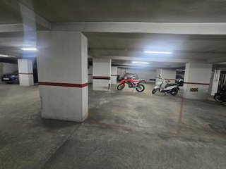 Garaje en venta en Centre en Girona