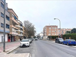 Local comercial en venta en Puente Genil