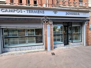 Local comercial en venta en Barri Antic - Centre en Viladecans