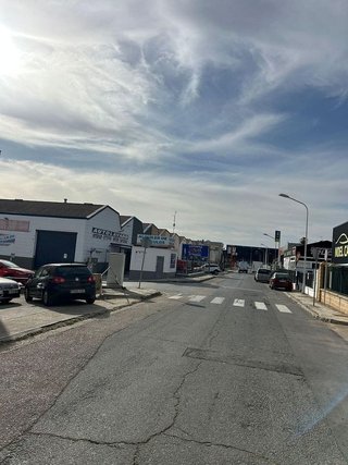 Nave industrial en venta en Zona de la Vega en Antequera