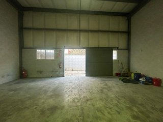 Nave industrial en venta en Zona de la Vega en Antequera