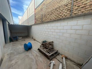 Nave industrial en venta en Zona de la Vega en Antequera