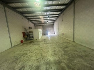 Nave industrial en venta en Zona de la Vega en Antequera