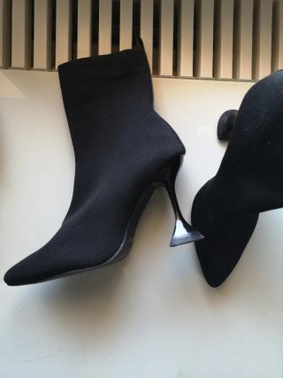 Botines de tacón negros