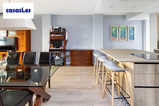Piso en venta en Camino de Ronda - Rosaleda en Granada