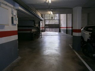 Garaje en venta en Centre en Badalona