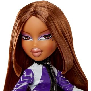 Bratz Scorchin' Yasmin - Include 1 Bambola alla Moda, Con Completo e Accessori, Bambole Ispirate alle Moto, Giocattoli Carini per Ragazze