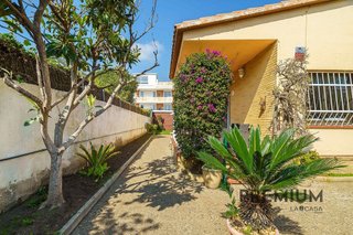Chalet en venta en Can Bou en Castelldefels