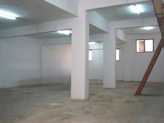 Local comercial en venta en El Alborgí en Paterna