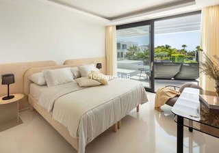 Chalet en alquiler en Los Naranjos - Las Brisas en Marbella