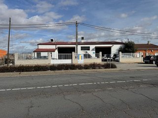 Local comercial en venta en Morales de Toro