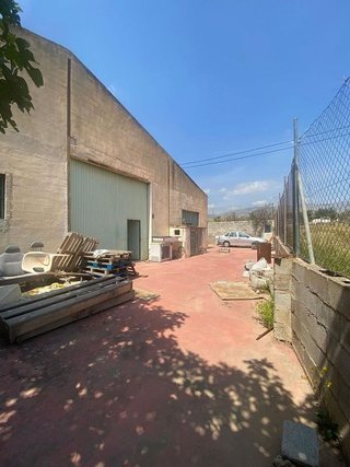 Nave industrial en venta en Crevillent