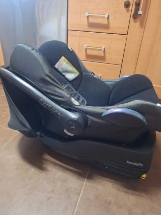 Set Maxi-Cosi Gruppo 0+ con base isofix e gruppo 1
