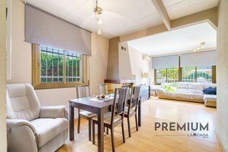 Chalet en venta en Can Bou en Castelldefels