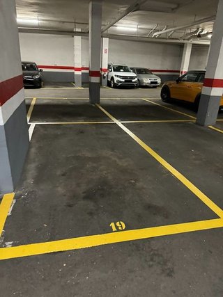 Garaje en venta en Riu en Santa Coloma de Gramanet