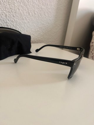 Gafas de sol Vogue Eyewear negras