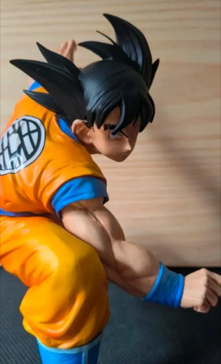 Figura Goku 22 cm