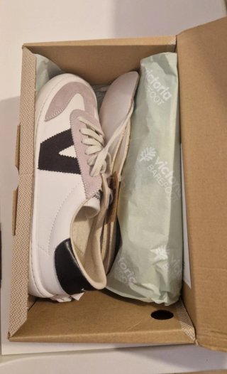 Zapatillas Victoria Barefoot Talla 41 SIN ESTRENAR