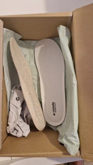 Zapatillas Victoria Barefoot Talla 41 SIN ESTRENAR