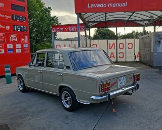 SEAT 124 1974