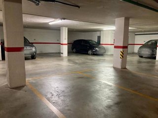 Garaje en venta en El Alborgí en Paterna